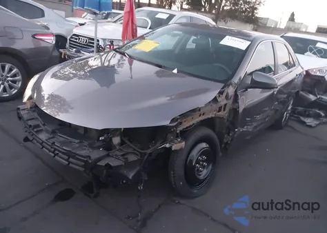 2017 Toyota Camry Se z USA, uszkodzony, nr VIN 4T1BF1FK9HU276456